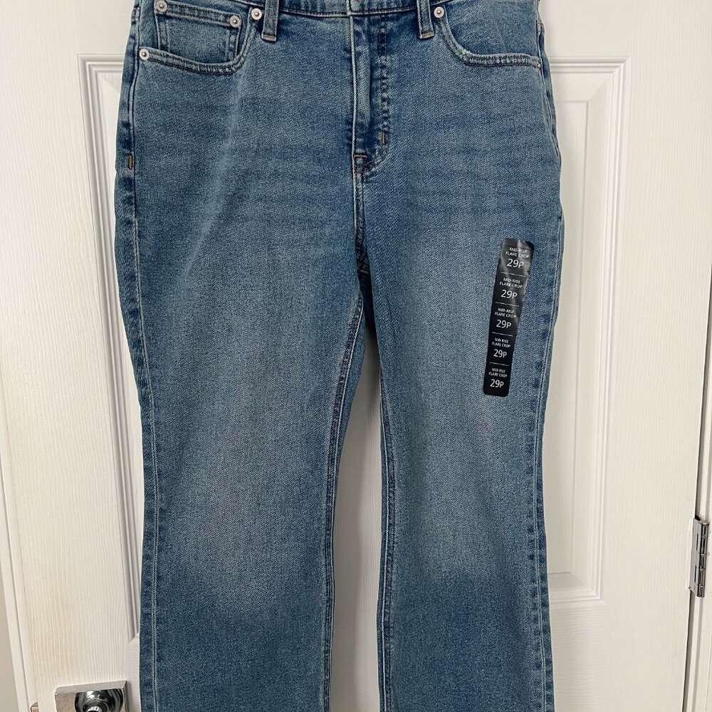 NWT: J. Crew Petite Flare Crop Jean in Signature Stretch - Misty Indigo Wash - Picture 5 of 8